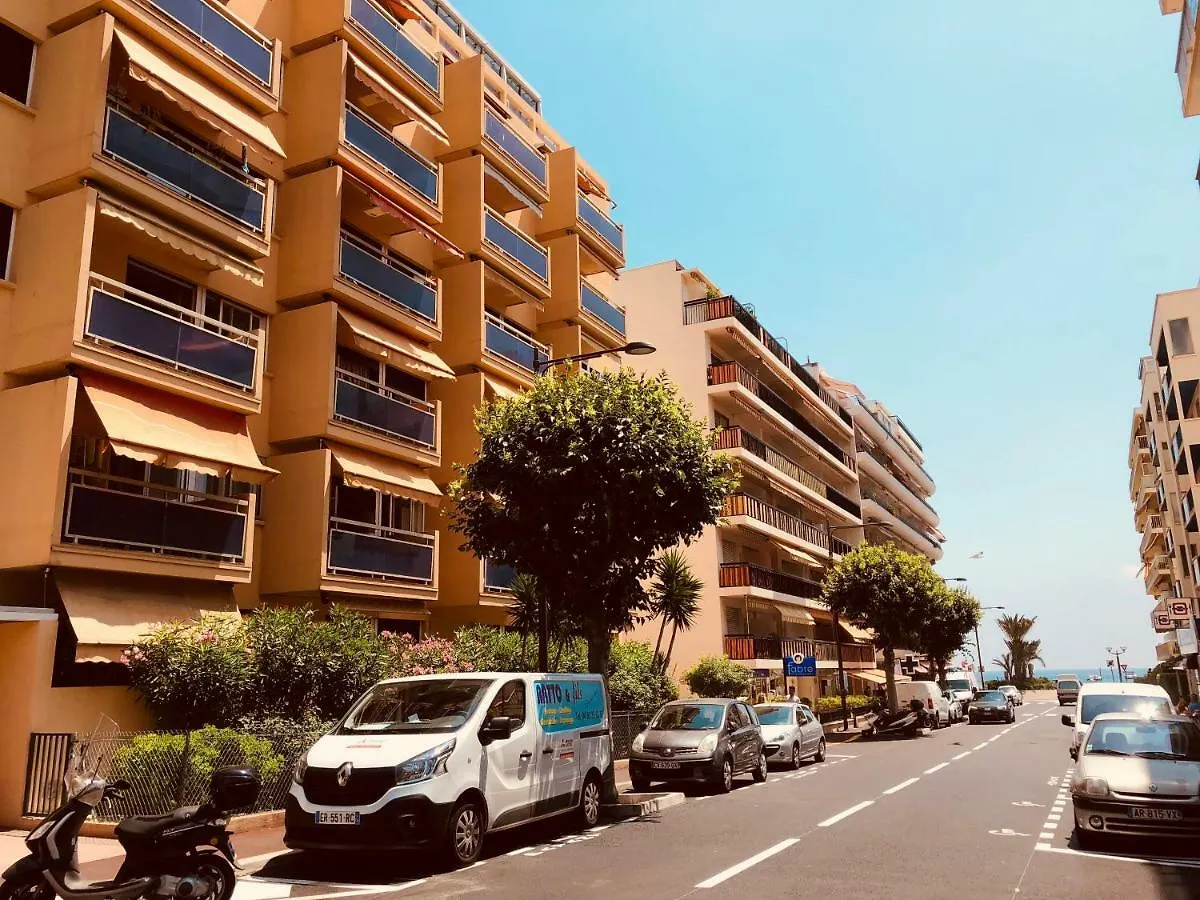 Pearl Holiday Home - Remote Work Friendly Roquebrune-Cap-Martin 0*,  France